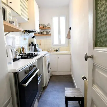 Bright Apt With Balcony Near Punchline Cinema * Paris
